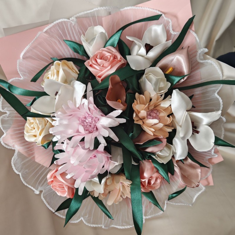 Bouquet di fiori misti in tessuto