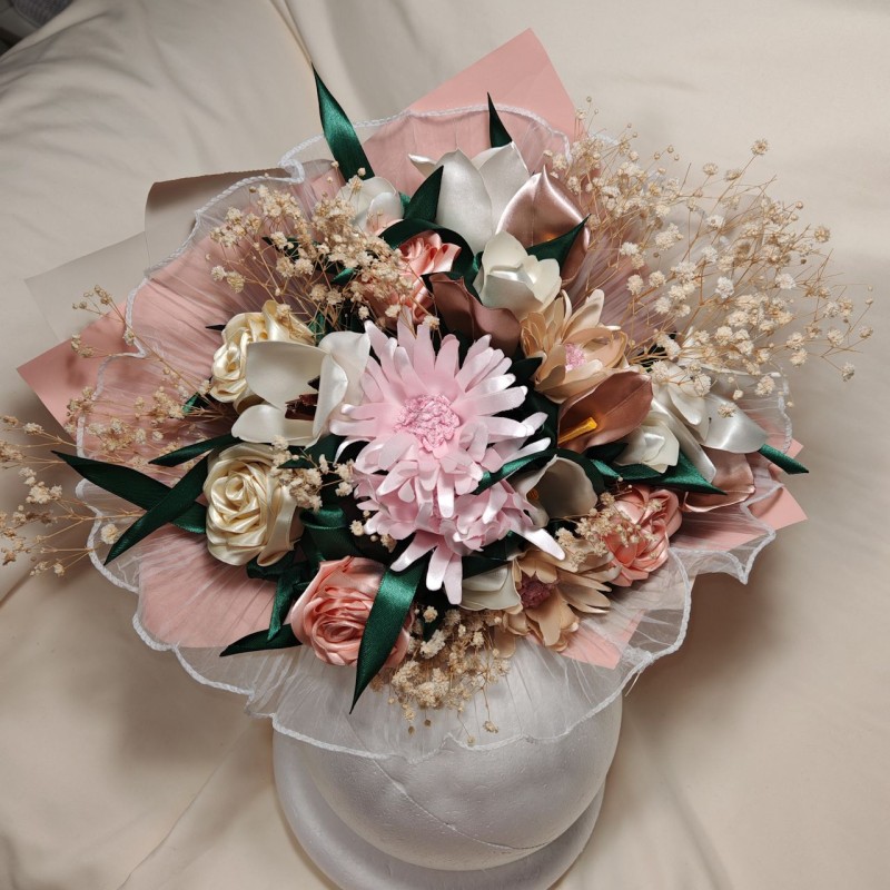 Bouquet di fiori misti in tessuto