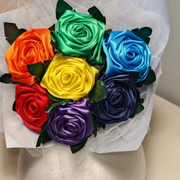 Bouquet di rose con tanti colori