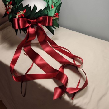 Corona d'Alloro Modello 2 con bacche peperoncini e nebbiolina vera