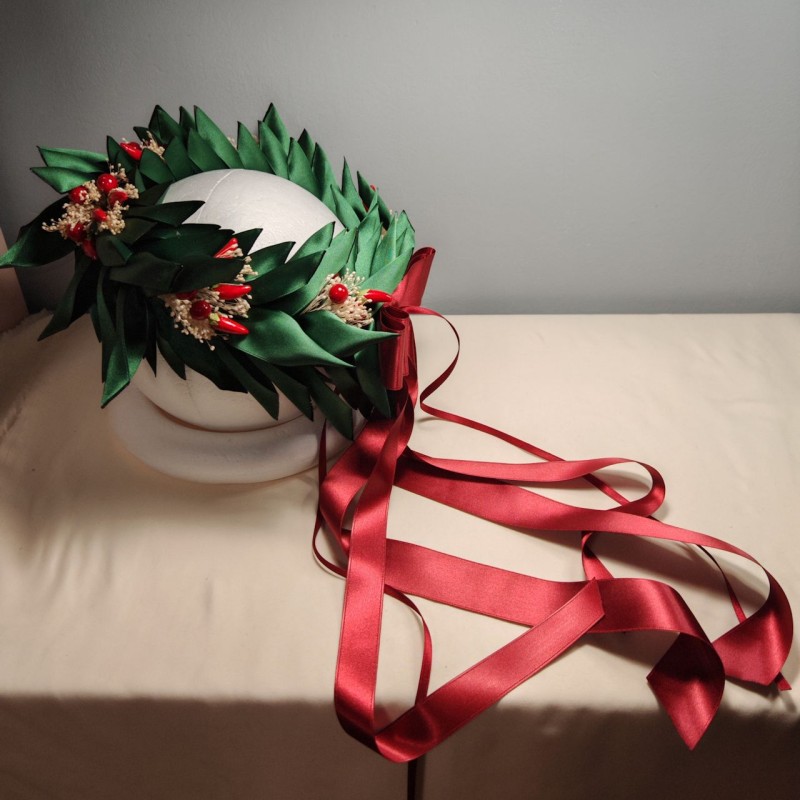 Corona dAlloro Modello 2 con bacche peperoncini e nebbiolina vera