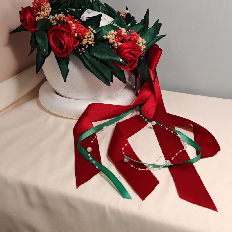 Set composto da Corona dAlloro Modello 4 e Boquet da 7 rose in tessuto