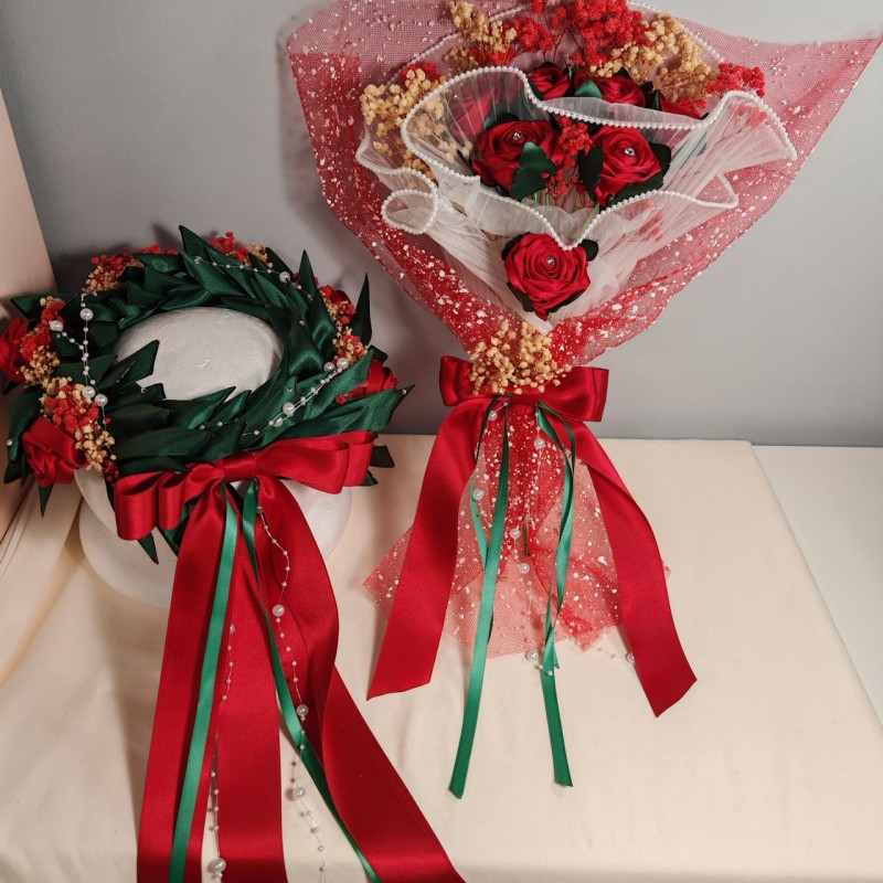 Set composto da Corona dAlloro Modello 4 e Boquet da 7 rose in tessuto